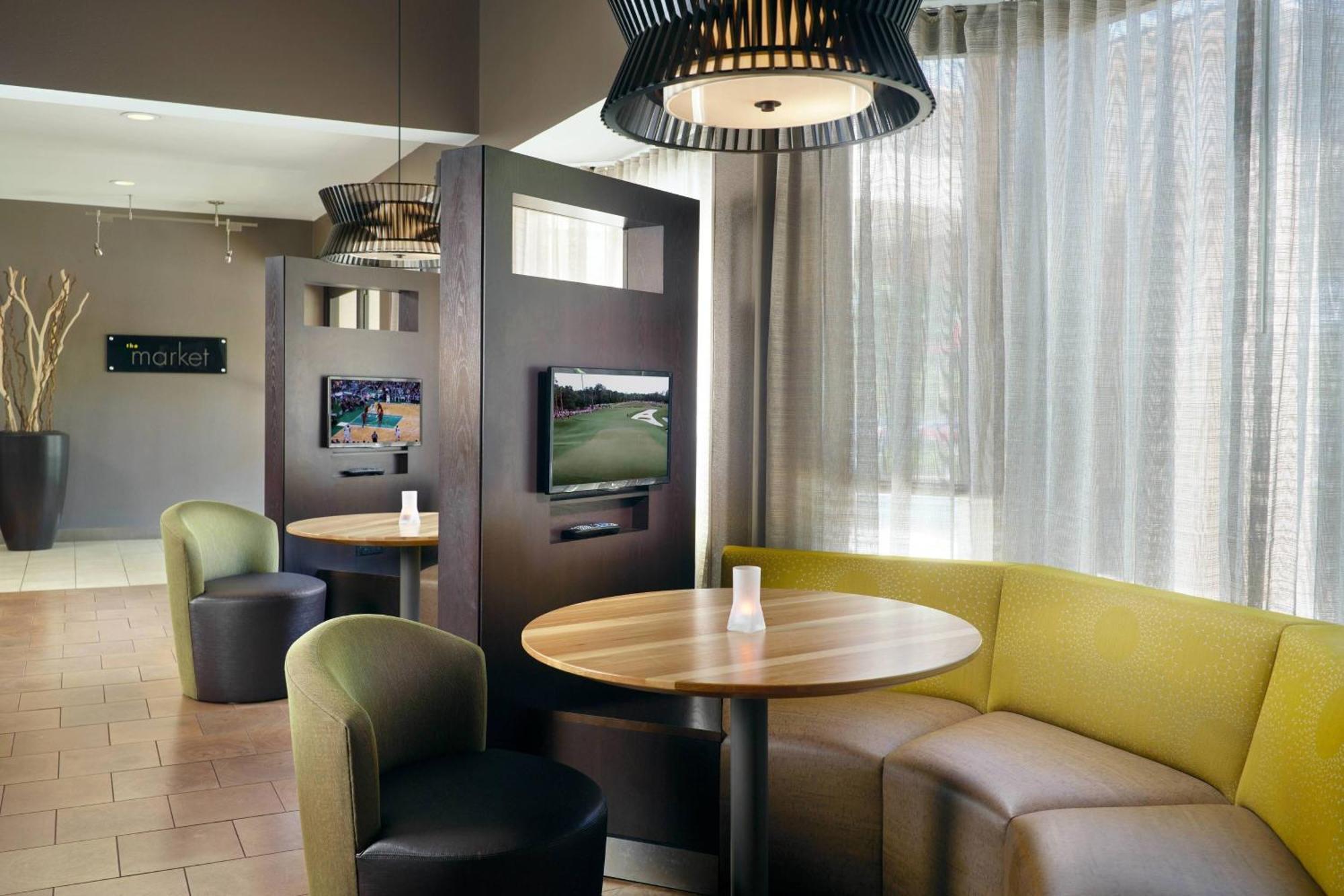 Courtyard By Marriott Macon Hotell Eksteriør bilde