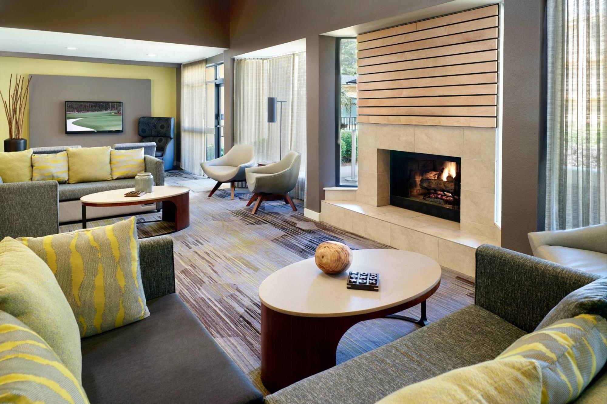 Courtyard By Marriott Macon Hotell Eksteriør bilde